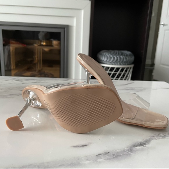 ⚡️BRAND NEW ⚡️ PLT Nude Clear Heel Sandals - Picture 6 of 7